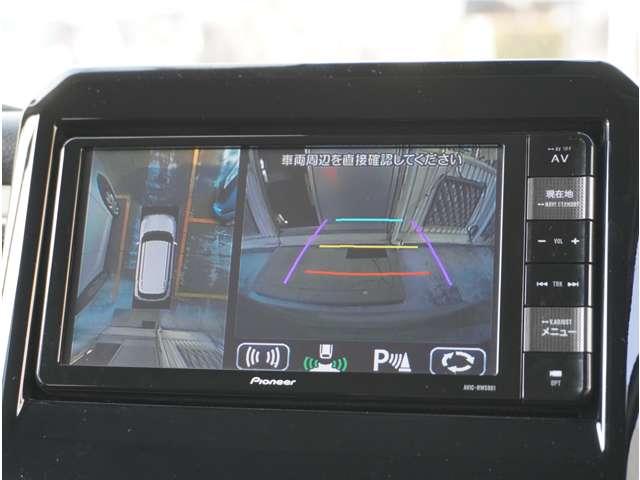 �y�S���ʃJ�����z�N���}��^�ォ�猩���悤�Ș��Ձi�ӂ���j�f���⏕��ȑ��̃T�C�h�f���ȂǁA���_��؂�ւ��ĕ\���B���܂��܂ȃA���O���Œ��Ԃ��T�|�[�g���܂��B