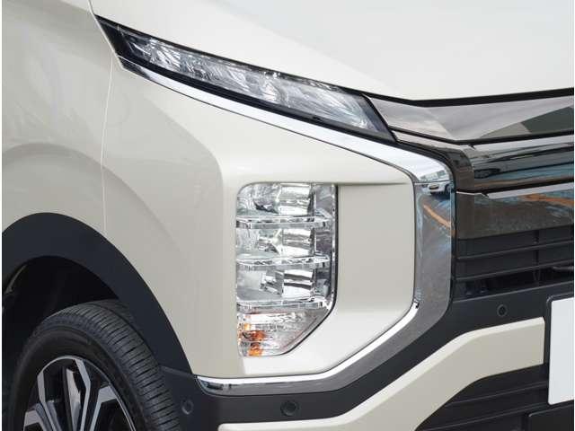 �y�k�d�c�w�b�h���C�g�z���V����ԑ��s�����ǍD�Ȏ��E���m�ۂ����S���ĉ^�]�ł��鍂�P�x�k�d�c�w�b�h���C�g�𑕔��B���邢��ɓ_�����x����������d�͂��}�����Ă��܂��B