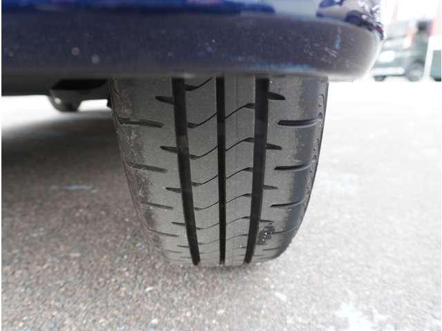 ワゴンＲ ハイブリッドＦＺ　オーディオ　シートヒーター　キーフリーシステム　盗難警報装置　運転席側シートヒーター　ＬＥＤランプ　パワステ　フルフラットシート　横滑防止　スマートキー　ＡＡＣ　パワーウィンドウ　ベンチシート　ＡＢＳ（20枚目）