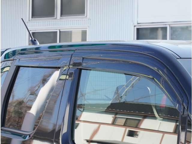 ワゴンＲ ハイブリッドＦＺ　ナビ　全周囲カメラ　ＥＴＣ　シートヒーター　盗難防止　衝突被害軽減装置　ＴＶ＆ナビ　パーキングセンサー　ＥＴＣ車載器　ＡＷ　キーレス　ＡＢＳ　横滑り防止装置　地デジ　ＬＥＤヘッド　スマートキー（18枚目）