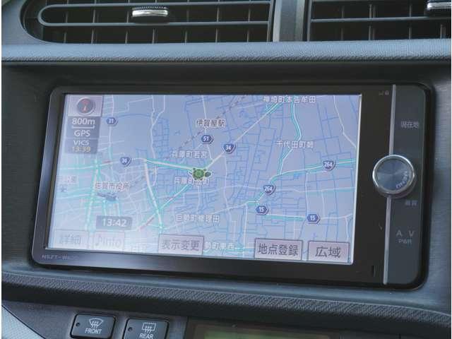 アクア Ｓ　ナビ　シートヒーター　フルセグＴＶ　ｉ－ＳＴＯＰ　カーテンエアバッグ　Ｓヒーター　ＤＶＤプレーヤー　ＴＶ＆ナビ　助手席エアバッグ　キーレス付き　メディアプレイヤー接続　エアコン　地デジフルセグＴＶ（8枚目）