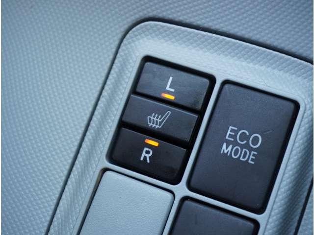 アクア Ｓ　ナビ　シートヒーター　フルセグＴＶ　ｉ－ＳＴＯＰ　カーテンエアバッグ　Ｓヒーター　ＤＶＤプレーヤー　ＴＶ＆ナビ　助手席エアバッグ　キーレス付き　メディアプレイヤー接続　エアコン　地デジフルセグＴＶ（9枚目）