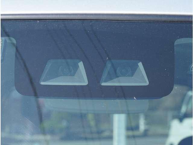 タント Ｘ　ＶＳ　ＳＡＩＩＩ　ナビ　パノラマモニター　ドラレコ　ＥＴＣ　横滑り防止機能　リアコーナーセンサー　エアバッグ　衝突回避支援システム　キーレス　盗難防止装置　ナビＴＶ　フルオートエアコン　ＬＥＤヘッド　パワーウインドウ（18枚目）