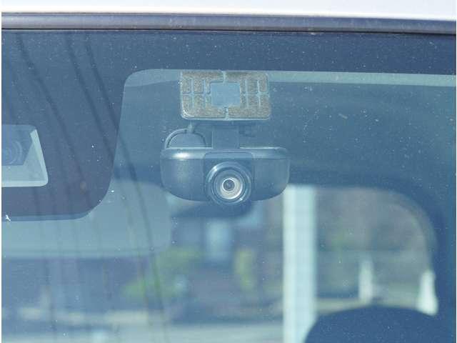 タント Ｘ　ＶＳ　ＳＡＩＩＩ　ナビ　パノラマモニター　ドラレコ　ＥＴＣ　横滑り防止機能　リアコーナーセンサー　エアバッグ　衝突回避支援システム　キーレス　盗難防止装置　ナビＴＶ　フルオートエアコン　ＬＥＤヘッド　パワーウインドウ（19枚目）