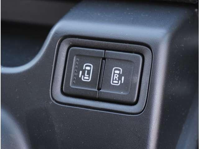 �y�d���X���C�h�h�A�z�{�^�������������ŃX���C�h�h�A�̊J���\�B�������L�[����̑�����\�B���q�l������Ă��鎞�E���肢���ς��̉ו��������Ă鎞�Ȃǔ��ɖ𗧂��܂��B