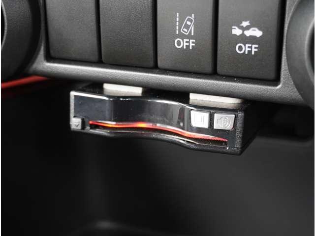 ハイブリッドＭＺ　ナビ　ＥＴＣ　シートヒーター　ＬＥＤライト　Ｉ－ＳＴＯＰ　フルオートエアコン　メモリ－ナビ　ナビＴＶ　横滑防止装置　ＥＴＣ　ＡＢＳ　スマートキー　キーレス　アルミホイール　エアバッグ　パワステ（画像8）