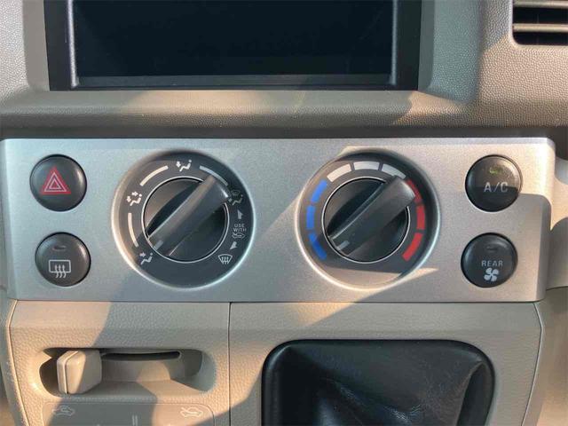 エブリイワゴン ＪＰ　両側スライドドア　キーレスエントリー　電動格納ミラー　ＭＴ　盗難防止システム　ＡＢＳ　ＣＤ　ＵＳＢ　アルミホイール　衝突安全ボディ　エアコン　パワーステアリング　パワーウィンドウ（5枚目）