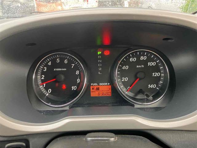 テリオスキッド カスタムＸ　スマートキー　ＡＴ　盗難防止システム　ＡＢＳ　ＣＤ　ＭＤ　アルミホイール　衝突安全ボディ　エアコン　パワーステアリング　パワーウィンドウ（3枚目）