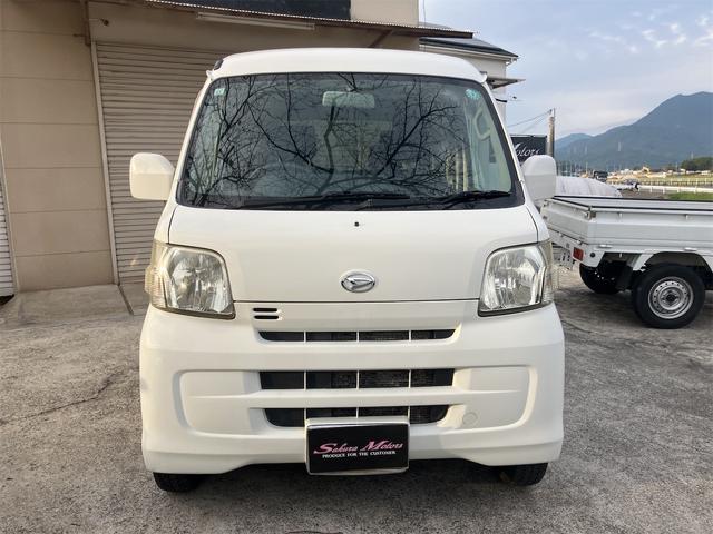 ハイゼットカーゴ クルーズ　４ＷＤ　ＭＴ　ＥＴＣ　両側スライドドア　電動格納ミラー　アルミホイール　エアコン　パワーステアリング　パワーウィンドウ　運転席エアバッグ　助手席エアバッグ（2枚目）