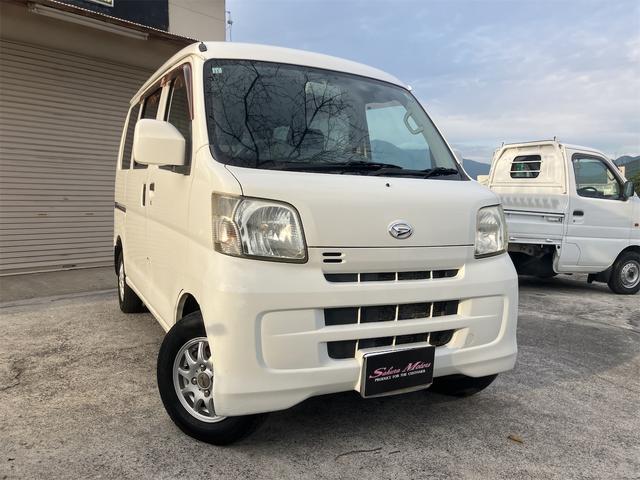 ハイゼットカーゴ クルーズ　４ＷＤ　ＭＴ　ＥＴＣ　両側スライドドア　電動格納ミラー　アルミホイール　エアコン　パワーステアリング　パワーウィンドウ　運転席エアバッグ　助手席エアバッグ（3枚目）