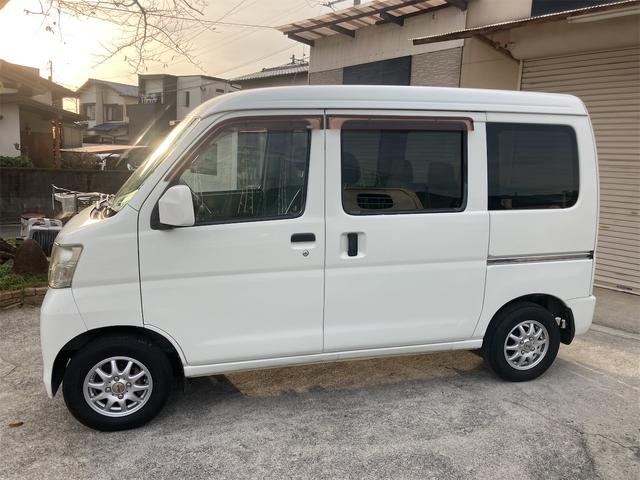 ハイゼットカーゴ クルーズ　４ＷＤ　ＭＴ　ＥＴＣ　両側スライドドア　電動格納ミラー　アルミホイール　エアコン　パワーステアリング　パワーウィンドウ　運転席エアバッグ　助手席エアバッグ（5枚目）