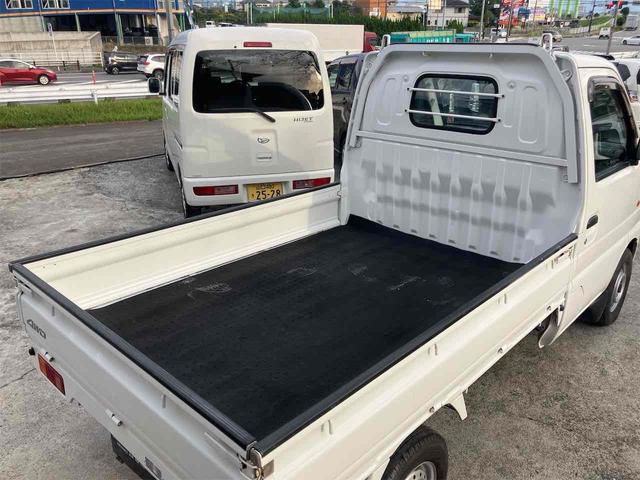 キャリイトラック KUスペシャル 4WD ワンオーナー AT エアコン パワーステアリング 運転席エアバッグ 助手席エアバッグ(11枚目)