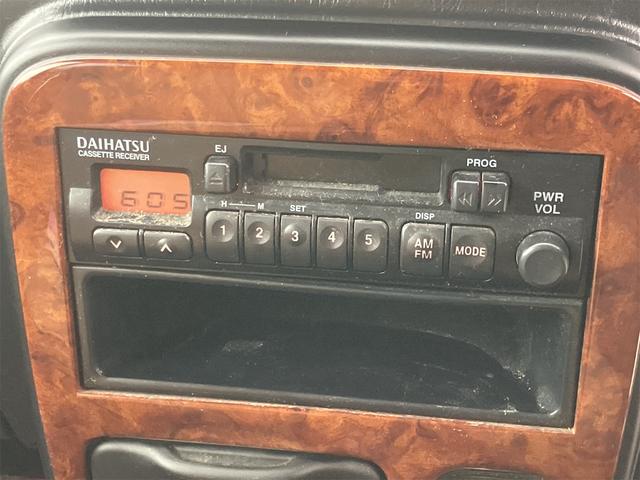 ミラジーノ ジーノ 5MT カセット 社外アルミホイール 衝突安全ボディ エアコン パワーステアリング パワーウィンドウ(4枚目)