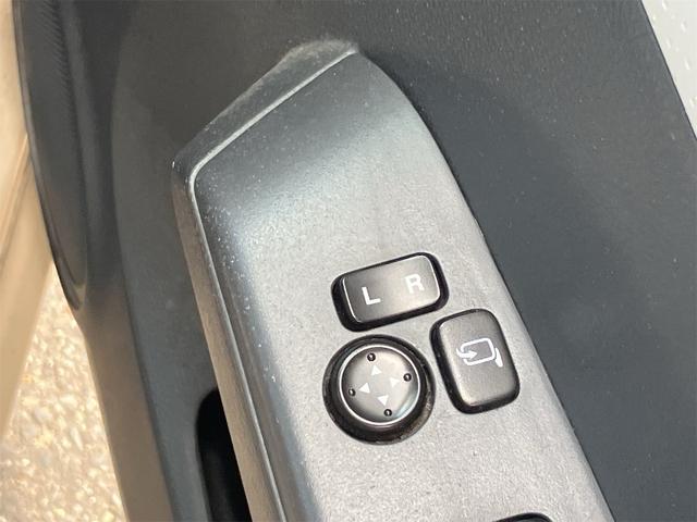 MRワゴン G ETC キーレスエントリー バックカメラ付CDオーディオ ベンチシート 電動格納ドアミラー ABS 運転席助手席エアバック(9枚目)