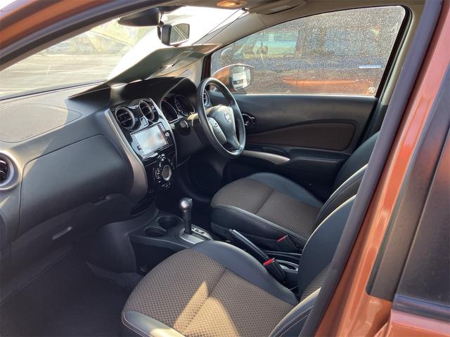 ノート メダリスト　Ｘ　衝突軽減ブレーキ　レーンアシスト　横滑り防止装置　アイドリングストップ　アラウンドビューモニター　純正ナビ地デジＴＶ　Ｂｌｕｅｔｏｏｔｈ　インテリジェントキー　プッシュスターター　ＨＩＤヘッドライト（23枚目）