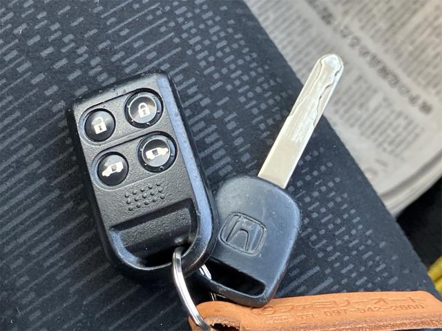 ステップワゴン G Eセレクション 両側電動スライドドア 後席モニター ナビ地デジTV バックカメラ Bluetooth キーレスエントリー ETC 16インチAW アイドリングストップ 横滑り防止装置 車検令和9年8月(16枚目)