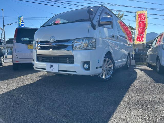 ハイエースバン スーパーＧＬ　ダークプライム　ディーゼル　社外ナビ　Ｂカメラ　ドラレコ　両側パワースライド　シートカバー　社外ＡＷ　ベットキット　社外テールライト　ＬＥＤライト（4枚目）