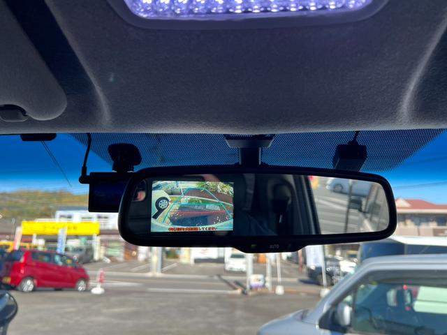 ハイエースバン スーパーＧＬ　ダークプライム　ディーゼル　社外ナビ　Ｂカメラ　ドラレコ　両側パワースライド　シートカバー　社外ＡＷ　ベットキット　社外テールライト　ＬＥＤライト（28枚目）