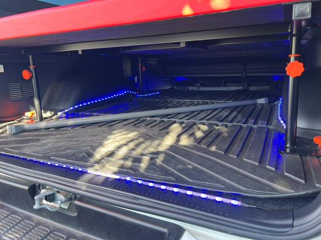 ハイエースバン スーパーＧＬ　ダークプライム　ディーゼル　社外ナビ　Ｂカメラ　ドラレコ　両側パワースライド　シートカバー　社外ＡＷ　ベットキット　社外テールライト　ＬＥＤライト（34枚目）