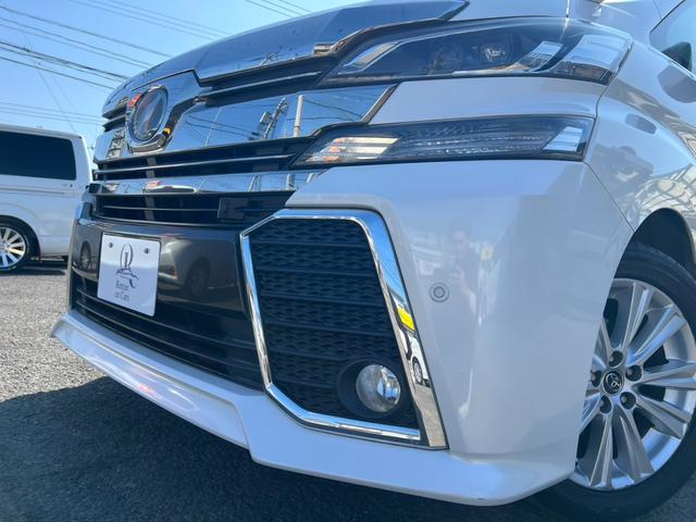 ヴェルファイア ２．５Ｚ　アルパインワイドナビ　Ｂカメラ　フルセグ　ＤＶＤ再生　レーダークルーズ　ドラレコ　８人乗り　フリップダウン　両側パワースライド　純正１８インチＡＷ　スマートキー　ＥＴＣ　コーナーセンサー　ＬＥＤライト（9枚目）