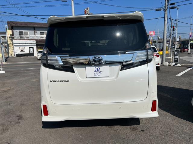 ヴェルファイア ２．５Ｚ　アルパインワイドナビ　Ｂカメラ　フルセグ　ＤＶＤ再生　レーダークルーズ　ドラレコ　８人乗り　フリップダウン　両側パワースライド　純正１８インチＡＷ　スマートキー　ＥＴＣ　コーナーセンサー　ＬＥＤライト（15枚目）