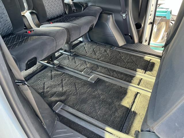 ヴェルファイア ２．５Ｚ　アルパインワイドナビ　Ｂカメラ　フルセグ　ＤＶＤ再生　レーダークルーズ　ドラレコ　８人乗り　フリップダウン　両側パワースライド　純正１８インチＡＷ　スマートキー　ＥＴＣ　コーナーセンサー　ＬＥＤライト（59枚目）