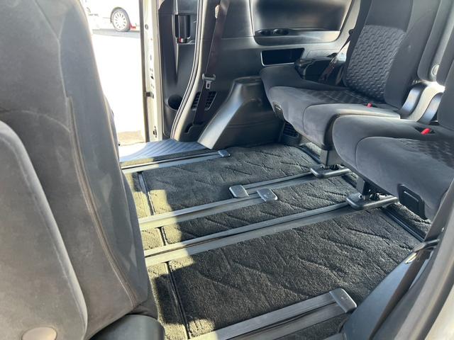 ヴェルファイア ２．５Ｚ　アルパインワイドナビ　Ｂカメラ　フルセグ　ＤＶＤ再生　レーダークルーズ　ドラレコ　８人乗り　フリップダウン　両側パワースライド　純正１８インチＡＷ　スマートキー　ＥＴＣ　コーナーセンサー　ＬＥＤライト（60枚目）