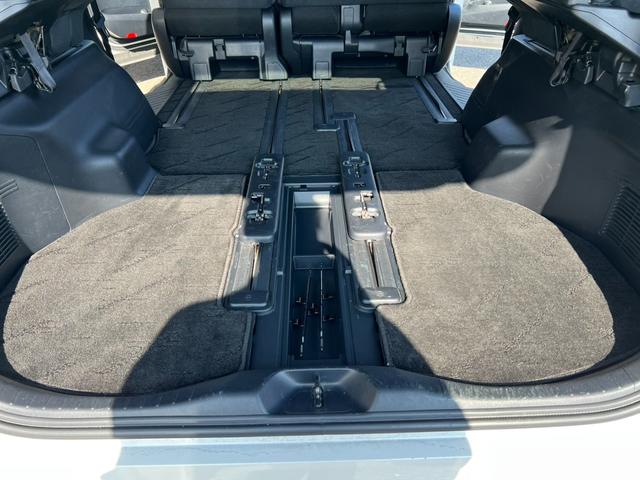 ヴェルファイア ２．５Ｚ　アルパインワイドナビ　Ｂカメラ　フルセグ　ＤＶＤ再生　レーダークルーズ　ドラレコ　８人乗り　フリップダウン　両側パワースライド　純正１８インチＡＷ　スマートキー　ＥＴＣ　コーナーセンサー　ＬＥＤライト（68枚目）