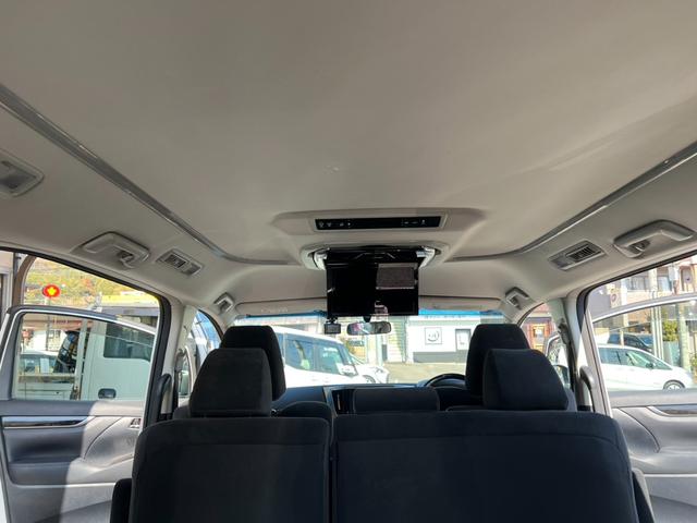 ヴェルファイア ２．５Ｚ　アルパインワイドナビ　Ｂカメラ　フルセグ　ＤＶＤ再生　レーダークルーズ　ドラレコ　８人乗り　フリップダウン　両側パワースライド　純正１８インチＡＷ　スマートキー　ＥＴＣ　コーナーセンサー　ＬＥＤライト（71枚目）