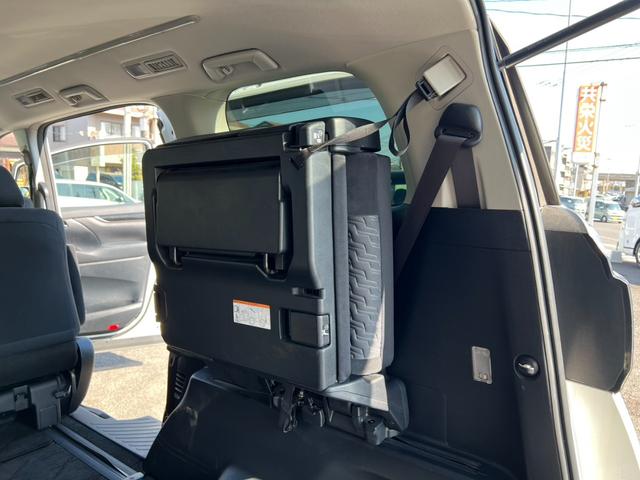 ヴェルファイア ２．５Ｚ　アルパインワイドナビ　Ｂカメラ　フルセグ　ＤＶＤ再生　レーダークルーズ　ドラレコ　８人乗り　フリップダウン　両側パワースライド　純正１８インチＡＷ　スマートキー　ＥＴＣ　コーナーセンサー　ＬＥＤライト（73枚目）