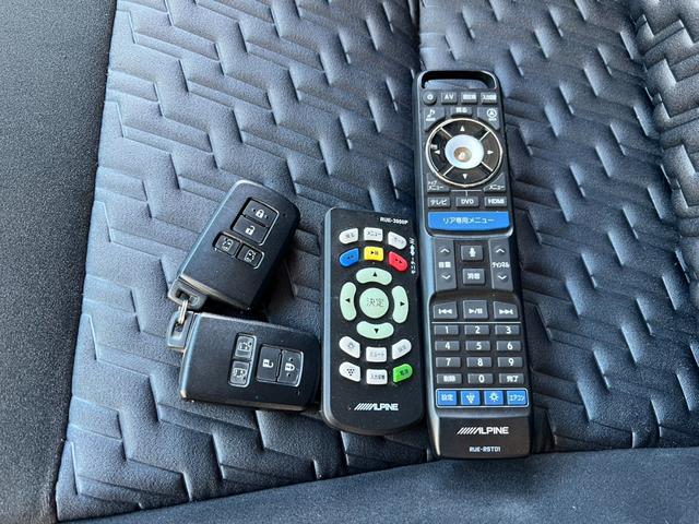 ヴェルファイア ２．５Ｚ　アルパインワイドナビ　Ｂカメラ　フルセグ　ＤＶＤ再生　レーダークルーズ　ドラレコ　８人乗り　フリップダウン　両側パワースライド　純正１８インチＡＷ　スマートキー　ＥＴＣ　コーナーセンサー　ＬＥＤライト（74枚目）