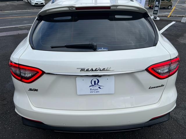 レヴァンテ Ｓグランスポーツ　ネリッシモパッケージ　評価書付　全方位カメラ　カープレイ　レーダークルーズ　シートベンチレーション　後席モニター２台　走行中ＴＶＯＫ　サンルーフ　２１インチＡＷ　レッドキャリパー　ＥＴＣ　スマートキー×２　ＤＶＤプレイヤー（20枚目）