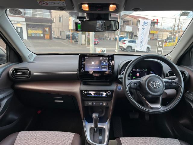 ヤリスクロス ハイブリッドＺ　評価書付　ワンオーナー　ディスプレイオーディオ　全方位カメラ　ドラレコ　シートヒーター　スマートキー　ハーフレザーシート　ビルトインＥＴＣ　純正１８インチＡＷ　レーダークルーズ　コーナーセンサー（30枚目）