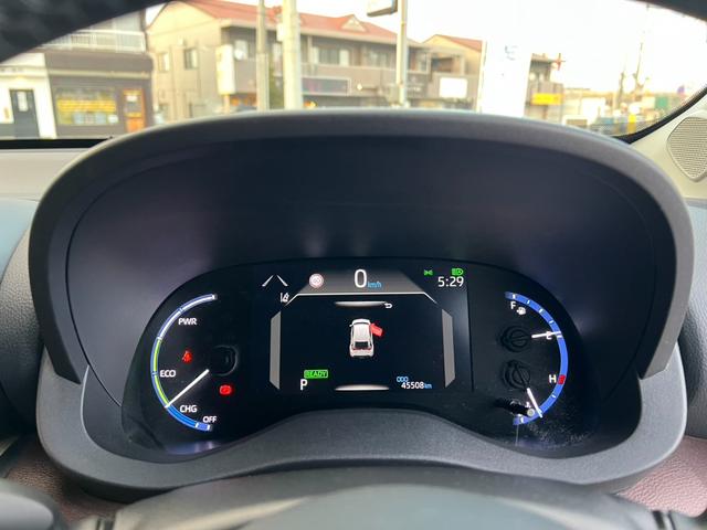 ヤリスクロス ハイブリッドＺ　評価書付　ワンオーナー　ディスプレイオーディオ　全方位カメラ　ドラレコ　シートヒーター　スマートキー　ハーフレザーシート　ビルトインＥＴＣ　純正１８インチＡＷ　レーダークルーズ　コーナーセンサー（35枚目）