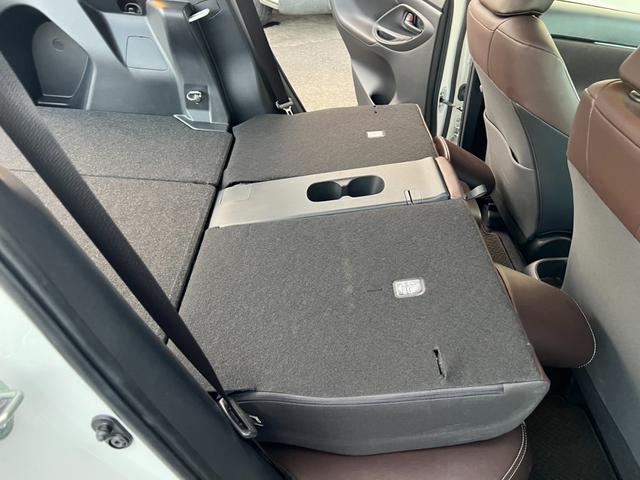 ヤリスクロス ハイブリッドＺ　評価書付　ワンオーナー　ディスプレイオーディオ　全方位カメラ　ドラレコ　シートヒーター　スマートキー　ハーフレザーシート　ビルトインＥＴＣ　純正１８インチＡＷ　レーダークルーズ　コーナーセンサー（57枚目）