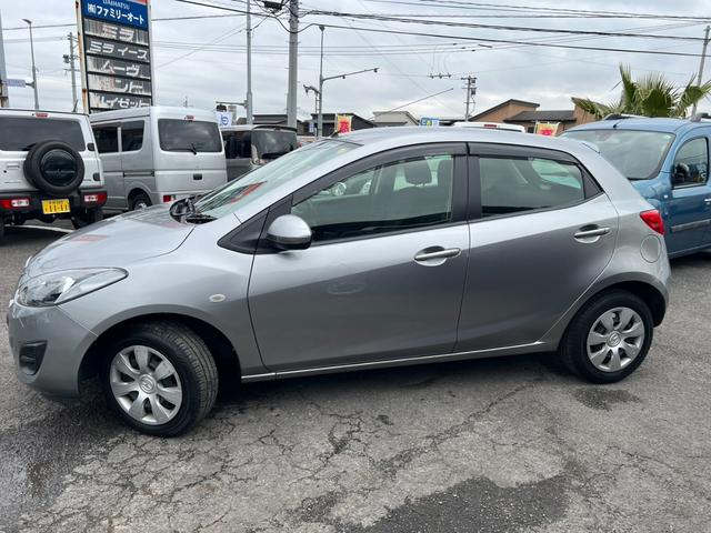 デミオ 13C-V 評価書付 ワンオーナー ETC ドアバイザー フロアマット 禁煙車(4枚目)