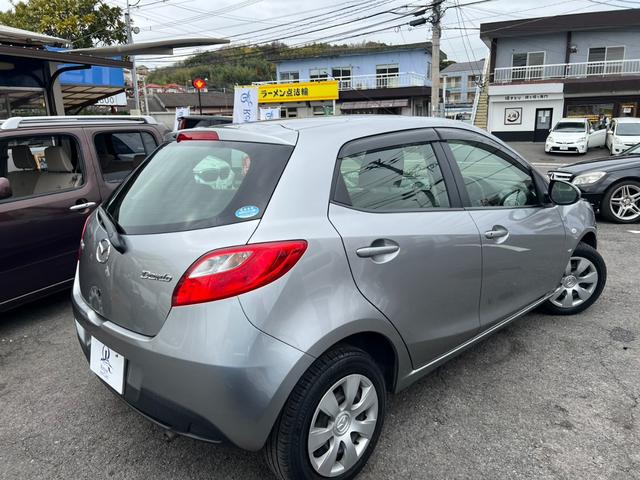 デミオ 13C-V 評価書付 ワンオーナー ETC ドアバイザー フロアマット 禁煙車(9枚目)