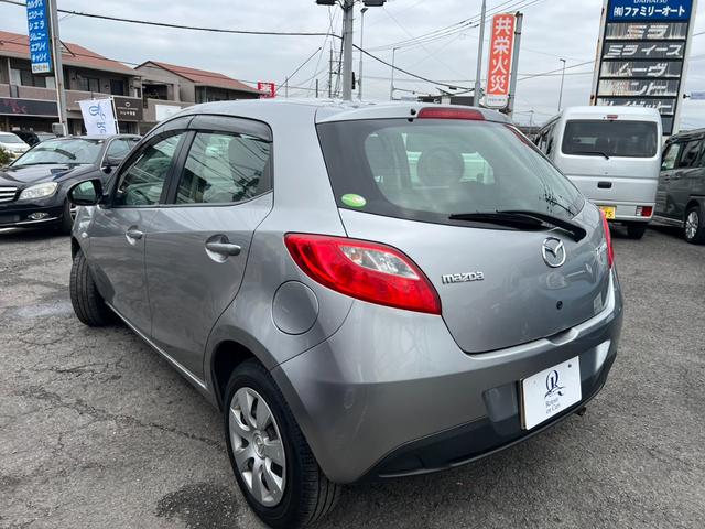 デミオ 13C-V 評価書付 ワンオーナー ETC ドアバイザー フロアマット 禁煙車(10枚目)