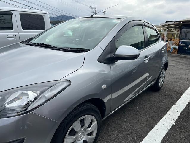 デミオ 13C-V 評価書付 ワンオーナー ETC ドアバイザー フロアマット 禁煙車(15枚目)