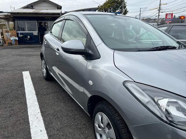 デミオ 13C-V 評価書付 ワンオーナー ETC ドアバイザー フロアマット 禁煙車(16枚目)