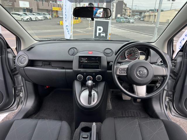 デミオ 13C-V 評価書付 ワンオーナー ETC ドアバイザー フロアマット 禁煙車(26枚目)