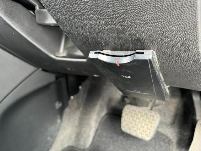 デミオ 13C-V 評価書付 ワンオーナー ETC ドアバイザー フロアマット 禁煙車(32枚目)