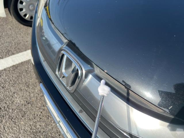 フィットハイブリッド Ｌパッケージ　評価書付　純正ナビ　地デジ　ＣＤ／ＤＶＤ　Ｂｌｕｅｔｏｏｔｈ　バックカメラ　ＥＴＣ　ハーフレザー　クルコン　３６０°ドラレコ　スマートキー　オートライト（54枚目）