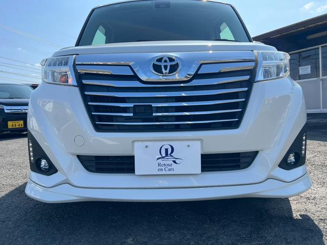 ルーミー カスタムＧ　Ｓ　鑑定書付　純正ナビ　Ｂカメラ　フルセグ　スマートアシスト　ＬＥＤライト　スマートキー　Ｂｌｕｅｔｏｏｔｈ　両側パワースライドドア　クルコン　ステアスイッチ　ＥＴＣ　アイドリングストップ　フルフラット（5枚目）