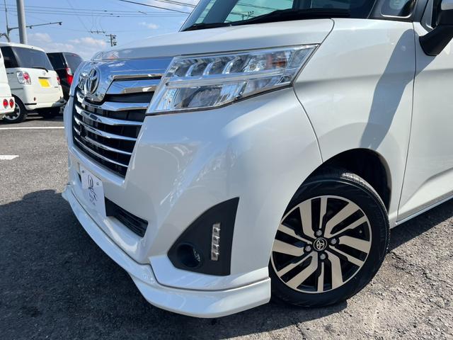 ルーミー カスタムＧ　Ｓ　鑑定書付　純正ナビ　Ｂカメラ　フルセグ　スマートアシスト　ＬＥＤライト　スマートキー　Ｂｌｕｅｔｏｏｔｈ　両側パワースライドドア　クルコン　ステアスイッチ　ＥＴＣ　アイドリングストップ　フルフラット（9枚目）