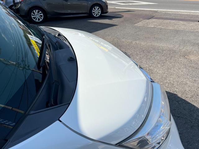 ルーミー カスタムＧ　Ｓ　鑑定書付　純正ナビ　Ｂカメラ　フルセグ　スマートアシスト　ＬＥＤライト　スマートキー　Ｂｌｕｅｔｏｏｔｈ　両側パワースライドドア　クルコン　ステアスイッチ　ＥＴＣ　アイドリングストップ　フルフラット（18枚目）