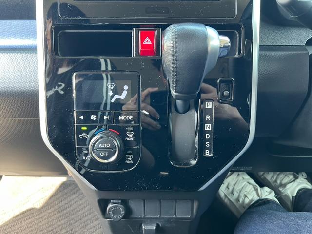 ルーミー カスタムＧ　Ｓ　鑑定書付　純正ナビ　Ｂカメラ　フルセグ　スマートアシスト　ＬＥＤライト　スマートキー　Ｂｌｕｅｔｏｏｔｈ　両側パワースライドドア　クルコン　ステアスイッチ　ＥＴＣ　アイドリングストップ　フルフラット（33枚目）