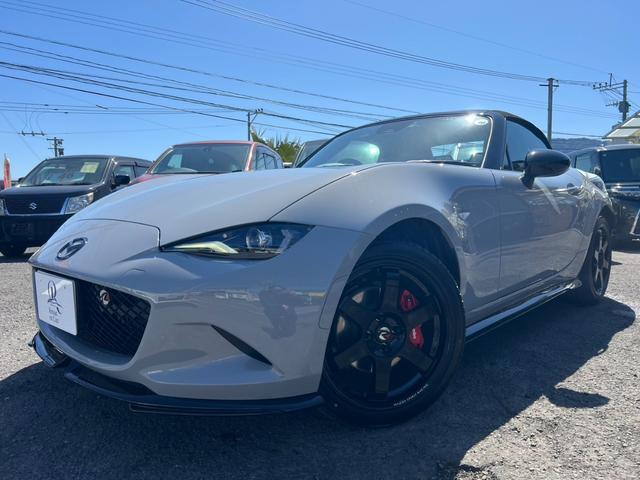 ロードスター マツダスピリットレーシングロードスター ワンオーナー 限定車 マツダスピリットFアンダースカート リアスポイラー サイドスカート Rアンダースカート 純正ナビ Bカメラ BT 6速MT 専用フロアマット 17インチ専用AW レッドキャリパー(3枚目)