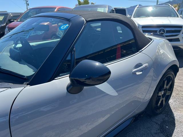 ロードスター マツダスピリットレーシングロードスター ワンオーナー 限定車 マツダスピリットFアンダースカート リアスポイラー サイドスカート Rアンダースカート 純正ナビ Bカメラ BT 6速MT 専用フロアマット 17インチ専用AW レッドキャリパー(22枚目)