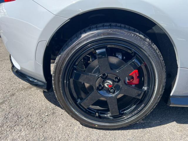 ロードスター マツダスピリットレーシングロードスター ワンオーナー 限定車 マツダスピリットFアンダースカート リアスポイラー サイドスカート Rアンダースカート 純正ナビ Bカメラ BT 6速MT 専用フロアマット 17インチ専用AW レッドキャリパー(29枚目)